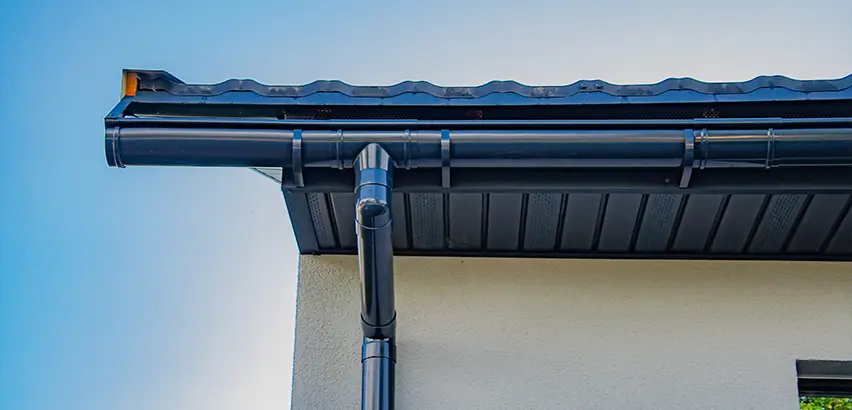 Professional Soffits and Fascia Replacement Services in New Rochelle, NY