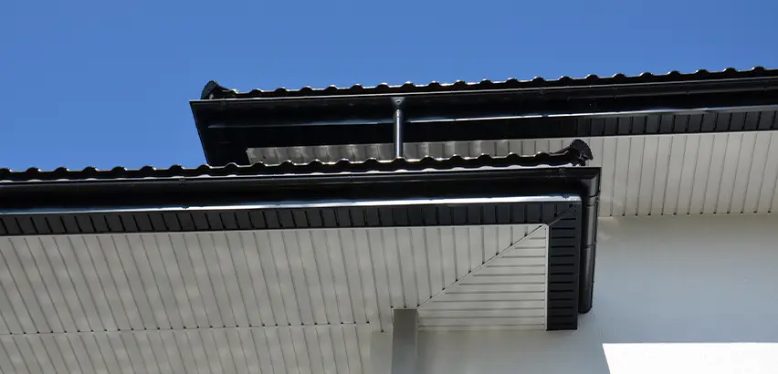 Roof Overhang Repair in New Rochelle