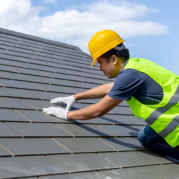 Why New Rochelle Homeowners Choose New Rochelle Roofing Pros for Standing Seam Metal Roofing Service?