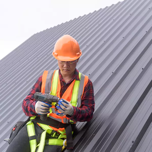 Why Property Owners in New Rochelle Choose New Rochelle Roofing Pros for Tin Roofing Installation Service?